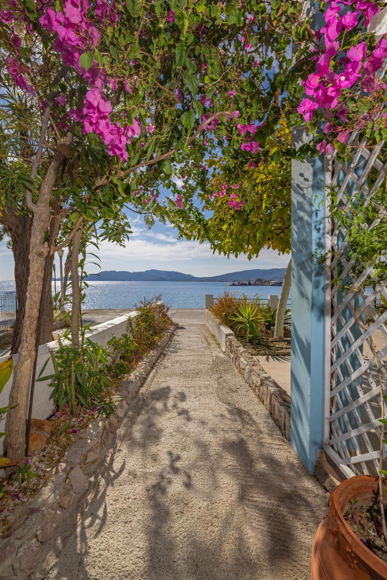 Haraki Mare Studios Beach Front Exterior foto
